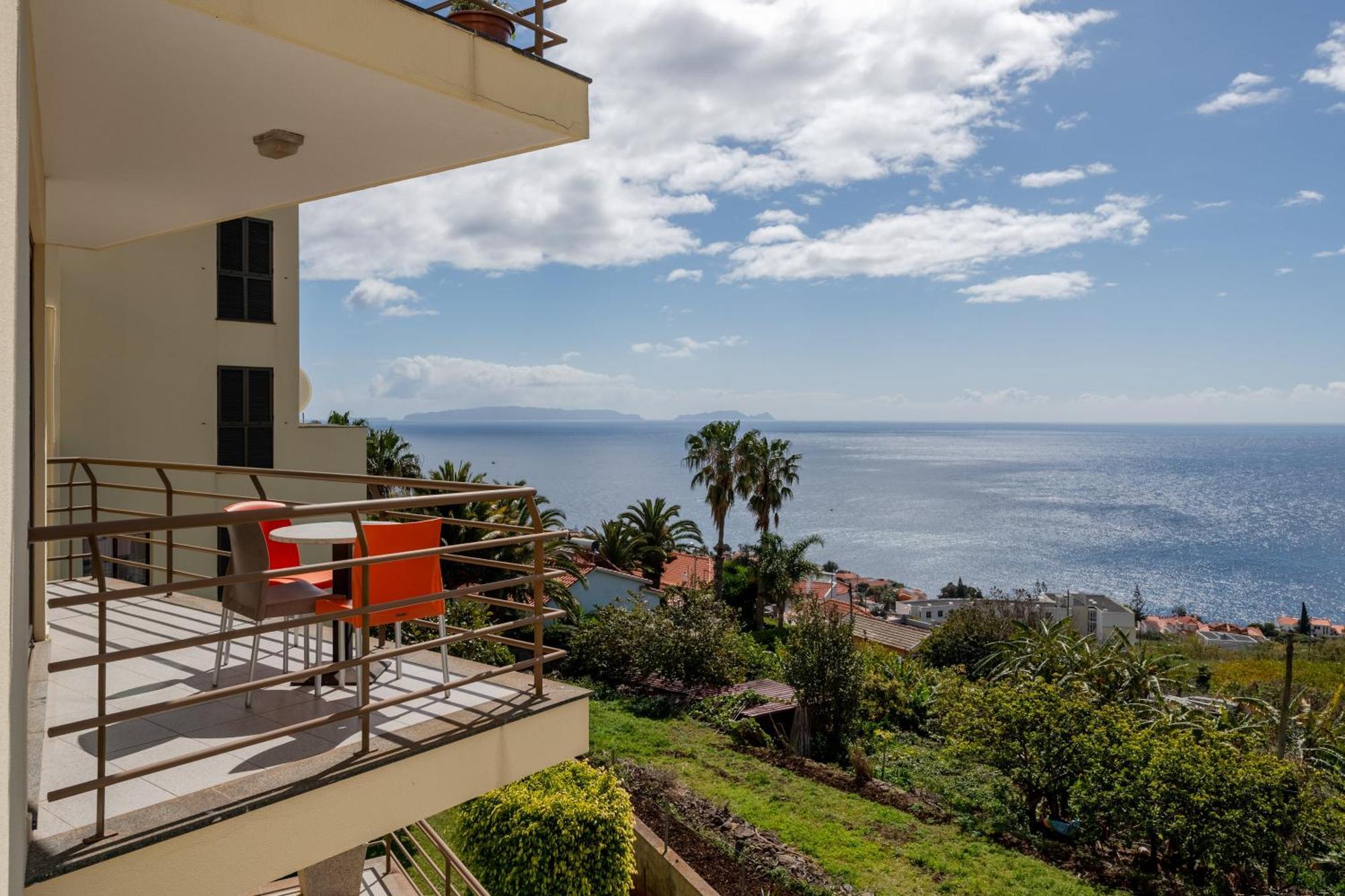 Caniço I by Travel to Madeira Exterior foto