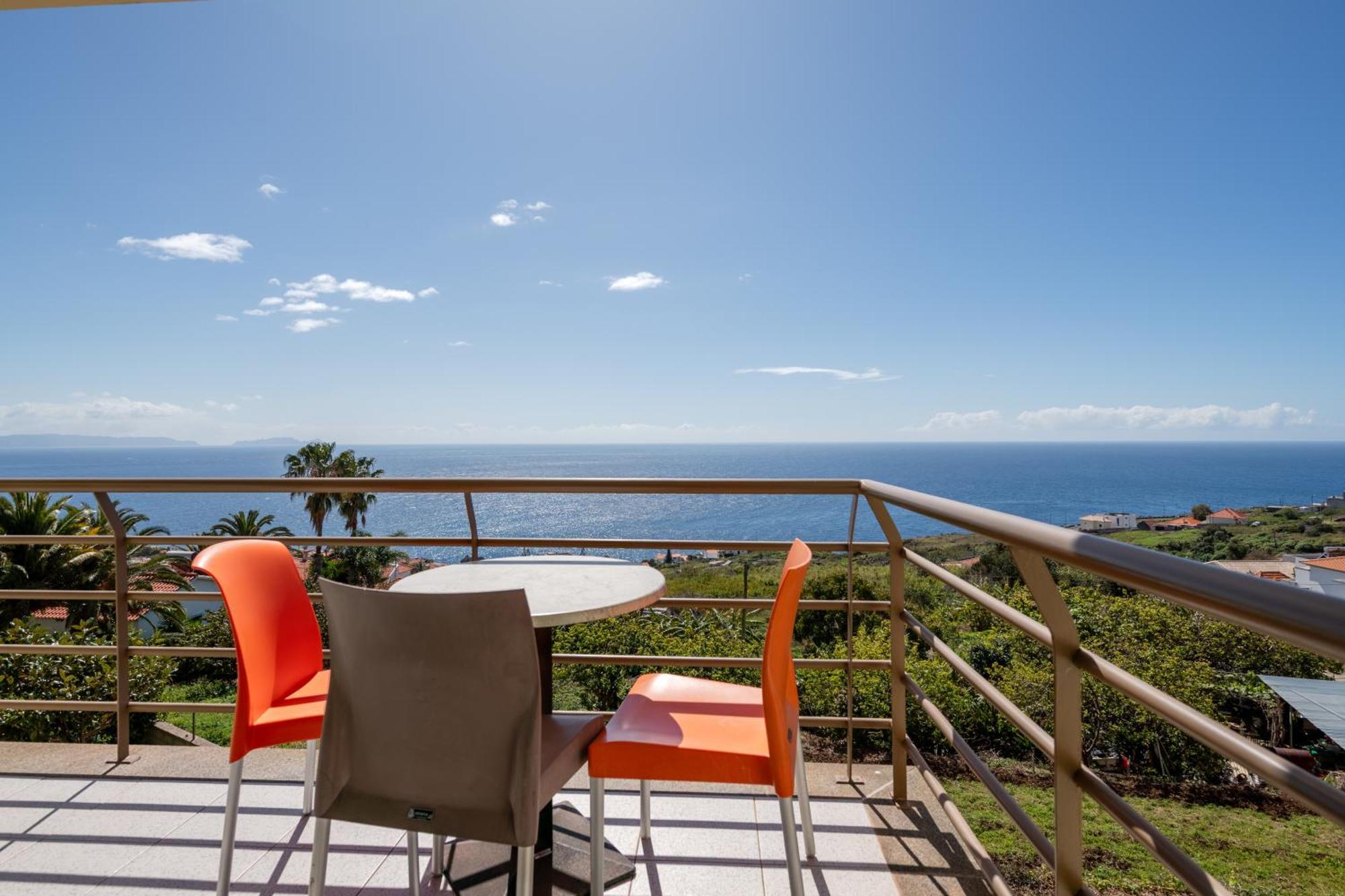 Caniço I by Travel to Madeira Exterior foto